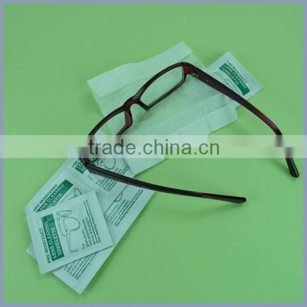 goggles lens cleaning towelette
