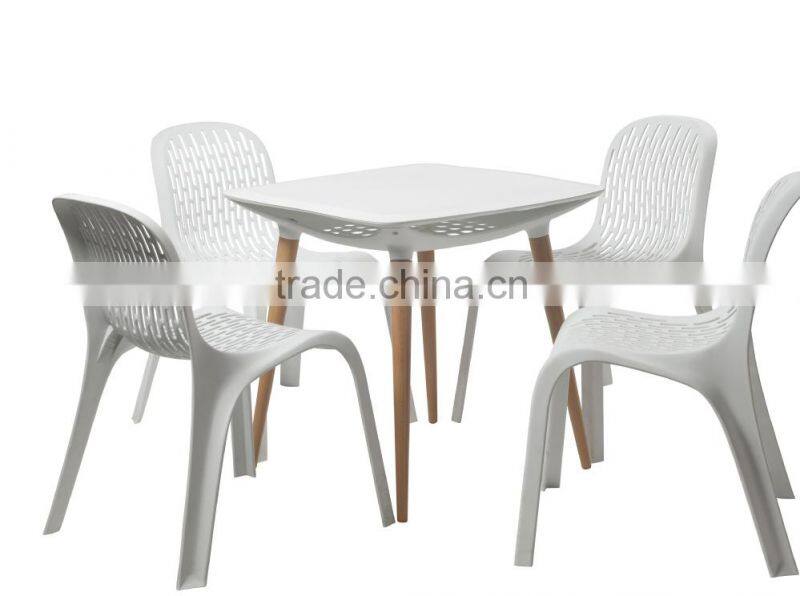 2014 hot designer stackable plastic feet chair and table HC-N026