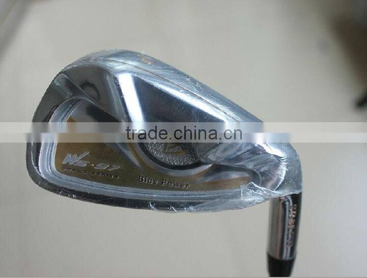Golf equipment/brand golf items