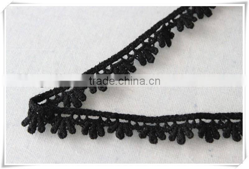 New design 1.4cm width narrow black lovely flower scallop cotton crochet lace trims