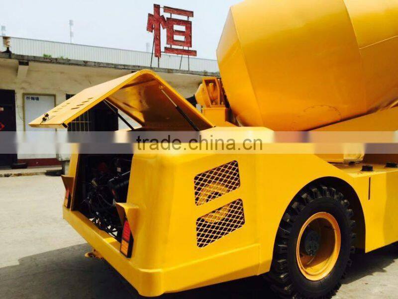 Hot Sale! Mobile Concrete Batching Vehicle with Self-loading Function