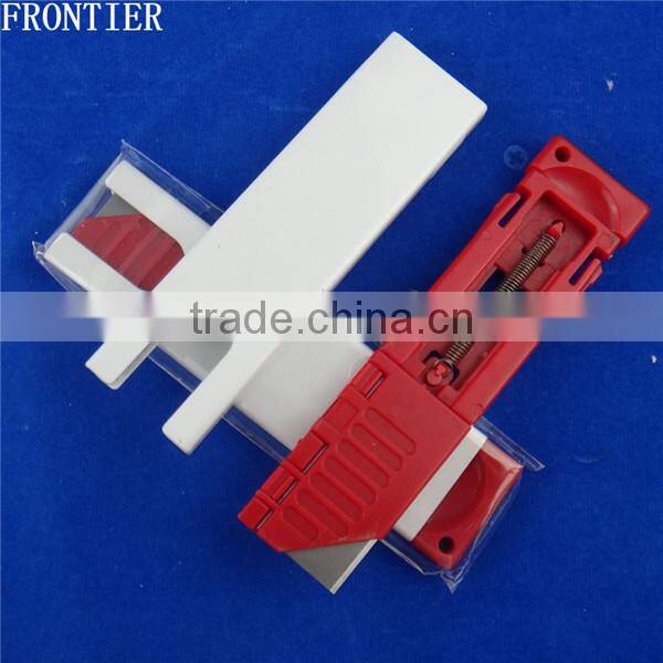 Portable mini safety auto retractable hidden blade knife