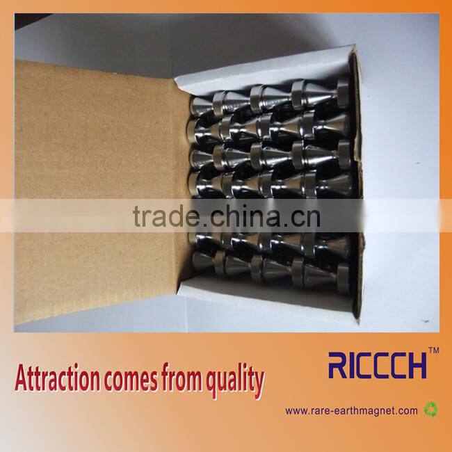 German standard Stainless steel magnetic nail