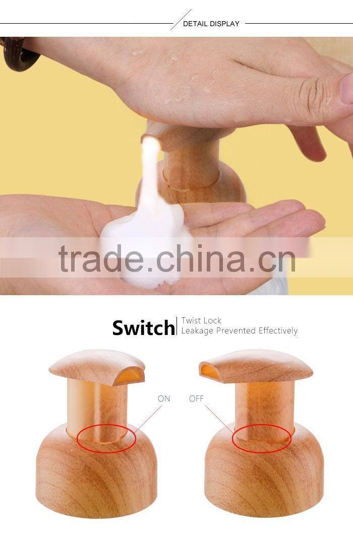 Plastic clear dispenser pump bottle for personal care