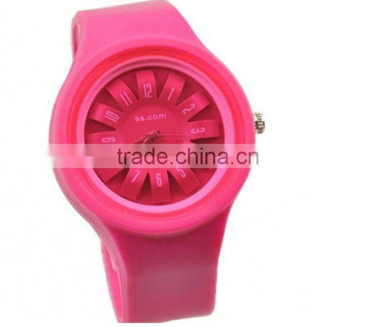 Brand new odm fashion jelly silicone watch of high-quality in round shape