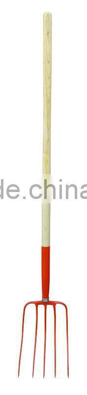 F6585 fork with long wooden handle