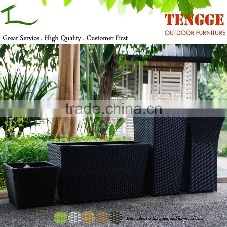 Different Size Garden Use Black Rattan Wicker Planter
