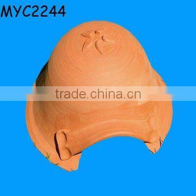 Outdoor garden toad rain shelter