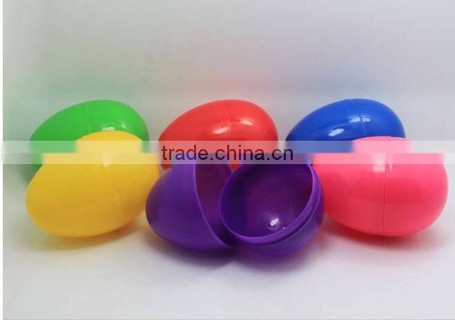 Plastic easter egg container