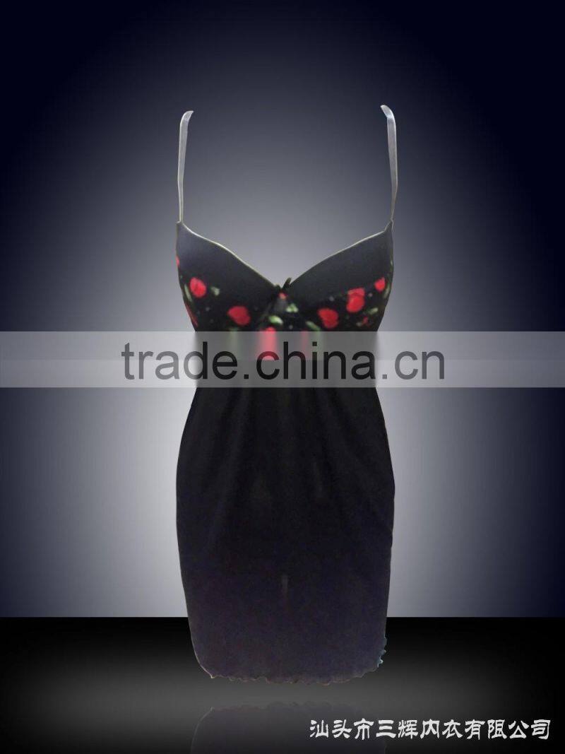 2016 New arrival sexy lingerie with fantasitic decorative flower and lace