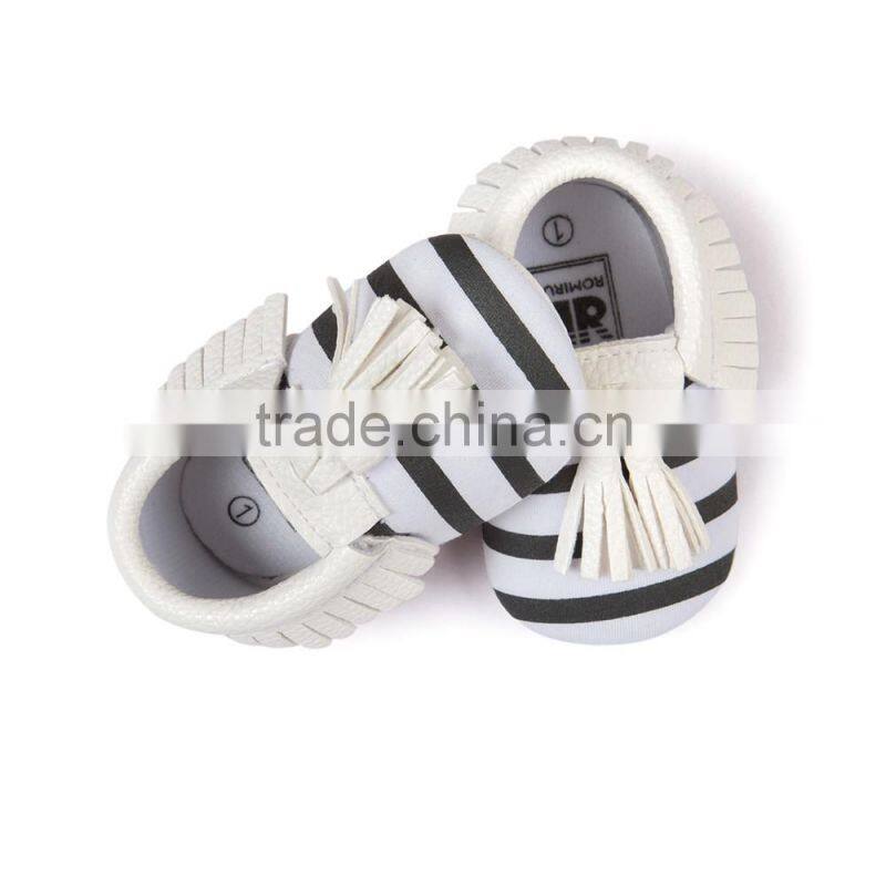 PU baby moccasins with tassels, tassel baby moccasin