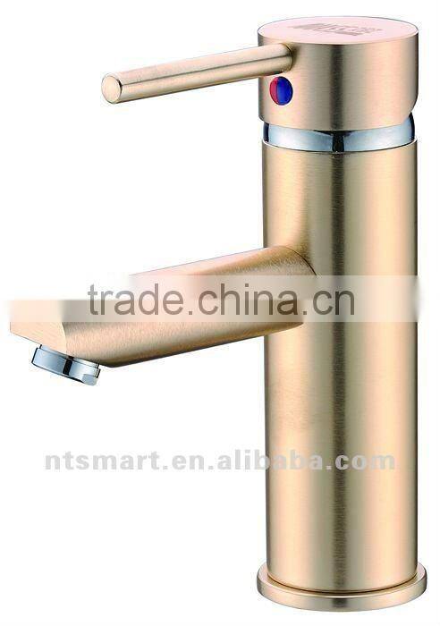 Modern Luxury Single Handle Kitchen Faucet