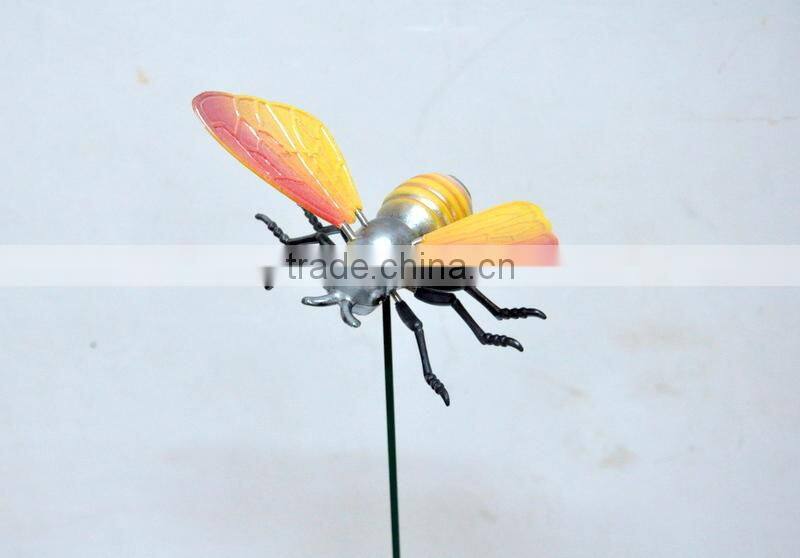 4 Inch Pearl Powder Plastic Bee Garden Ornamental Products For Wholesaler