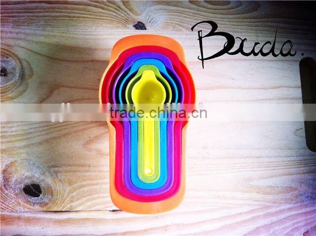 6pcs Wholesale Plastic Measuring cup with different size and colourBD-C7950