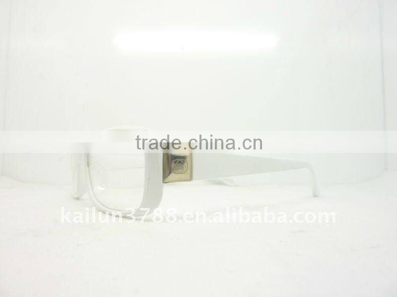 Hot Optic Frames With Metal Plate
