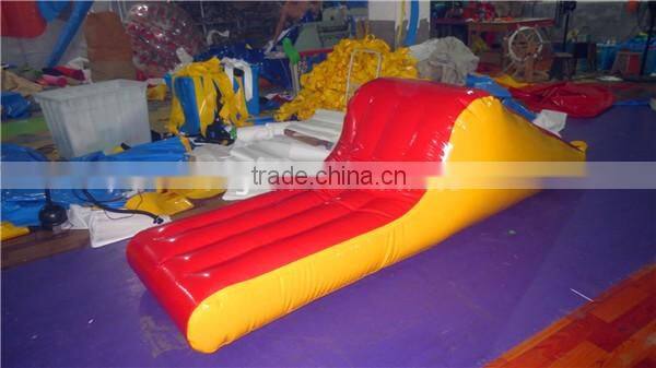 New designed airtight inflatable mini slide on pool