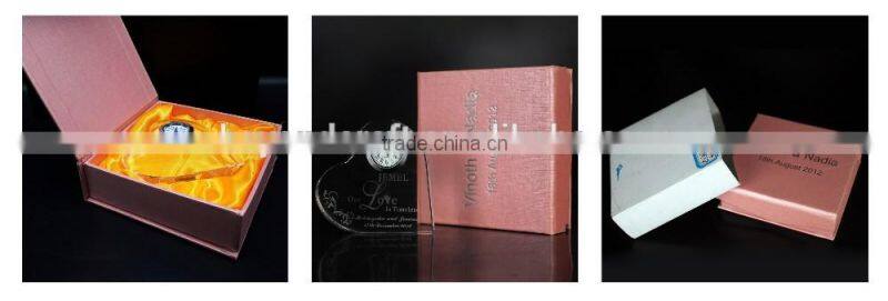 Custom Crystal Heart Clock Wedding Favors and Gifts for Guest