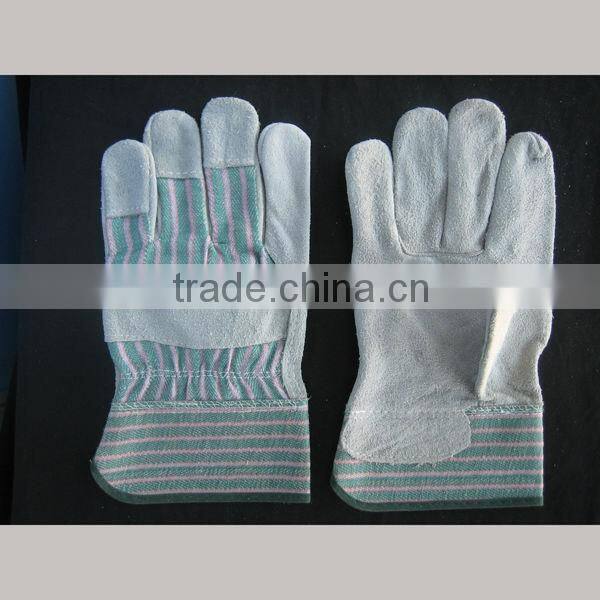 Low price cow split leather rubberized cuff made In China gloves