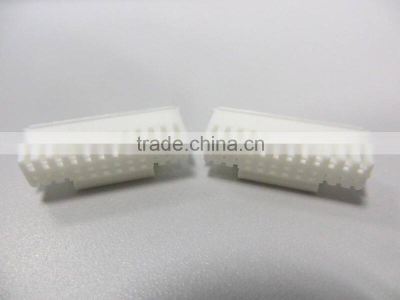 pitch=2.0mm 24P white male terminal