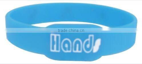 costom charming soft pvc wristband for woman