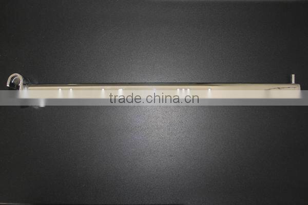 Metal hook to hang clothes