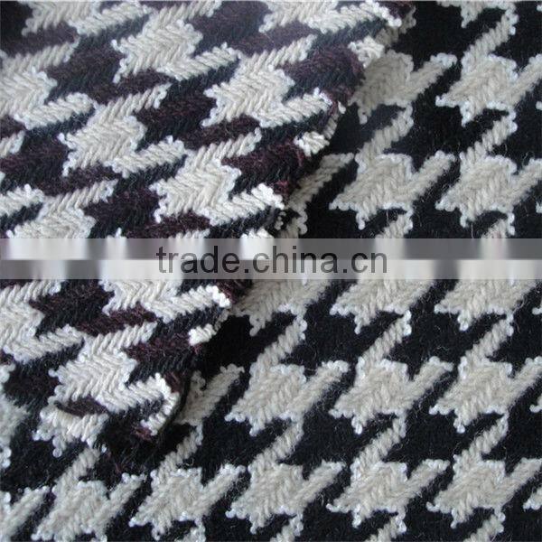 classical black and white houndstooth lady coat wool fabric