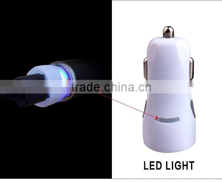 Fast charging universal USB car charger for mobile phone