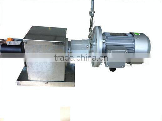 Broiler Chicken Feeding System