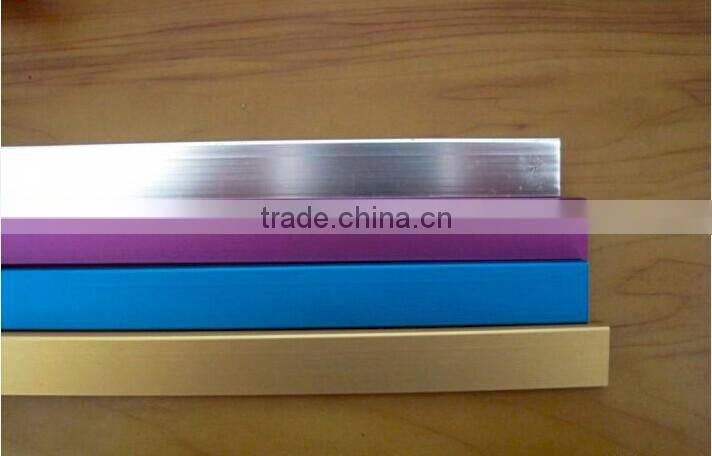 Electrostatic spray steel pipe for garden fence