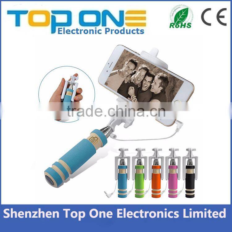 Newly factory supply CE ROHS FCC certificated foldable supreme mini anti slip selfie stick