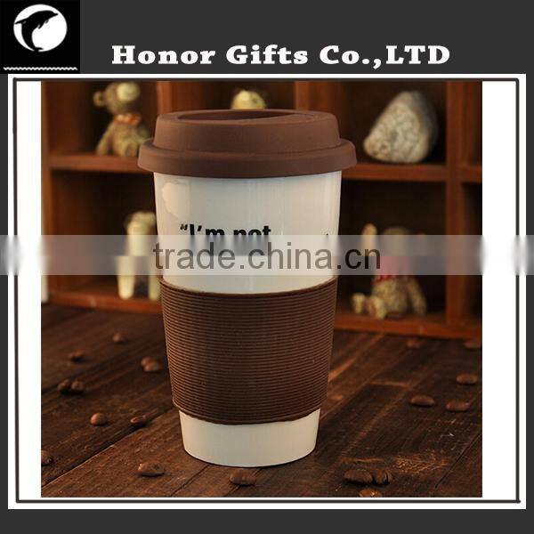 Heat-insulated Fashionable Customized Ceramic Mug With Silicone Lid