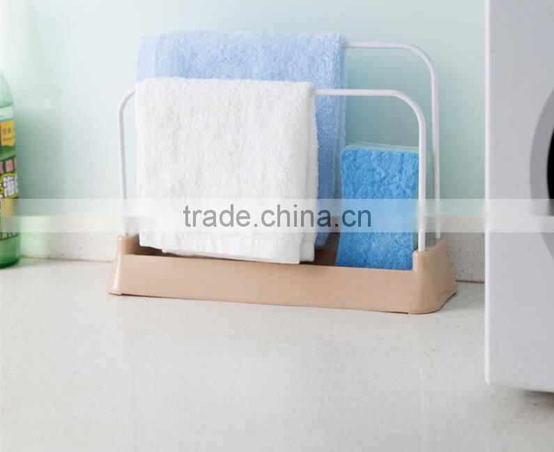 Cutting board draining plastic storage rack