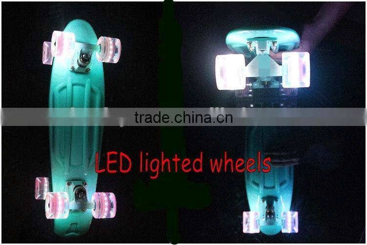 Customed cheap children Mini Skate board with CE