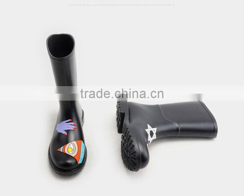 2017 hand printed style pvc ankle rain boots for women