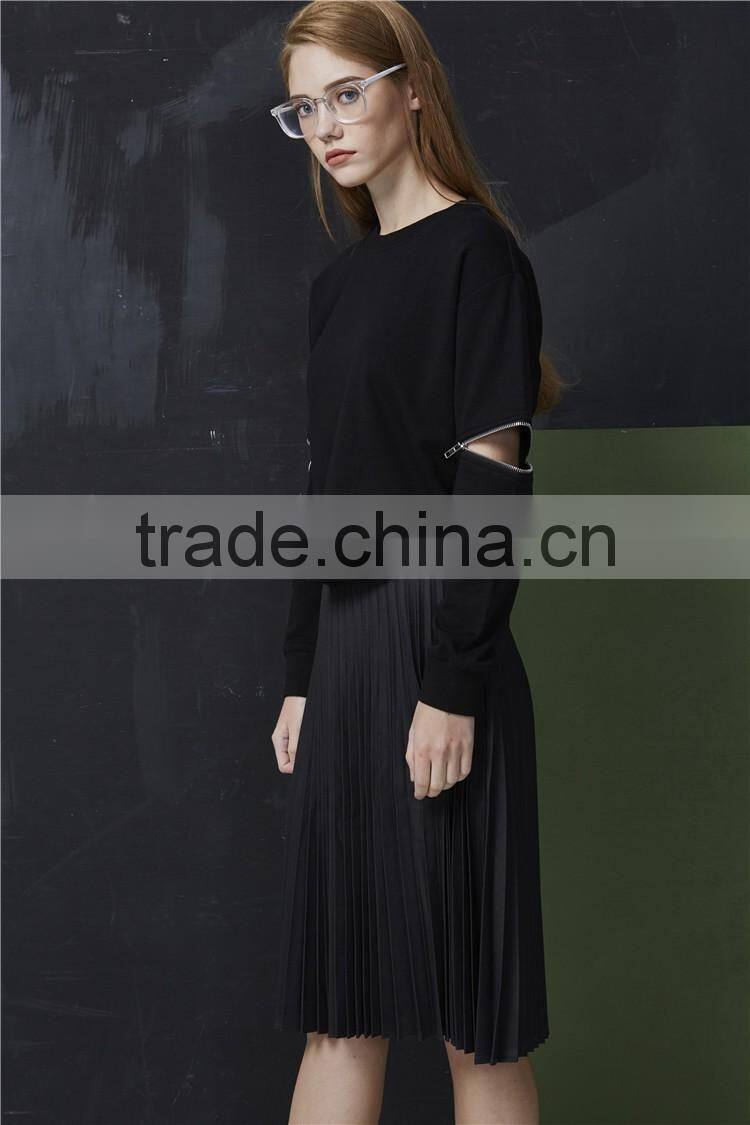 long sleeve pure color curved hem black pullover no hood blank sweatshirt crewneck women custom with two zips on the sleeve