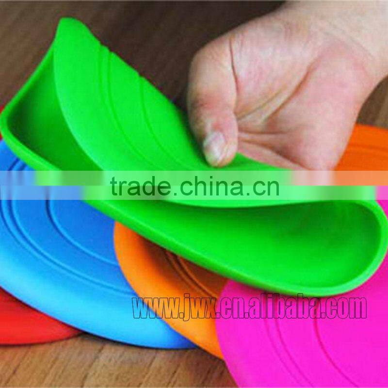 hot sale 18cm silicone frisbee dog toy for promotional dog frisbee toy