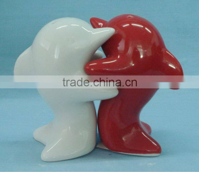 ceramic hugging Salt and Pepper Shakers