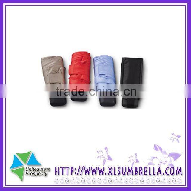So funny mini umbrella with plastic Handle for Promotion have 5 foldable umbrella