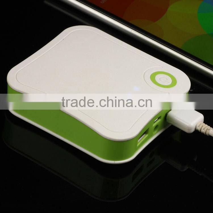 Full capacity 10400mah universal 2a output portable power bank