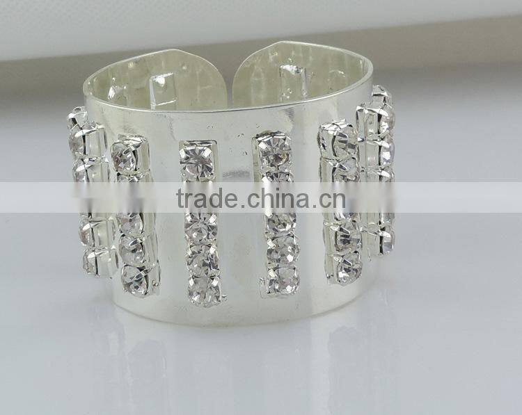 made in China new design wholesale rhinestone napkin rings for wedding
