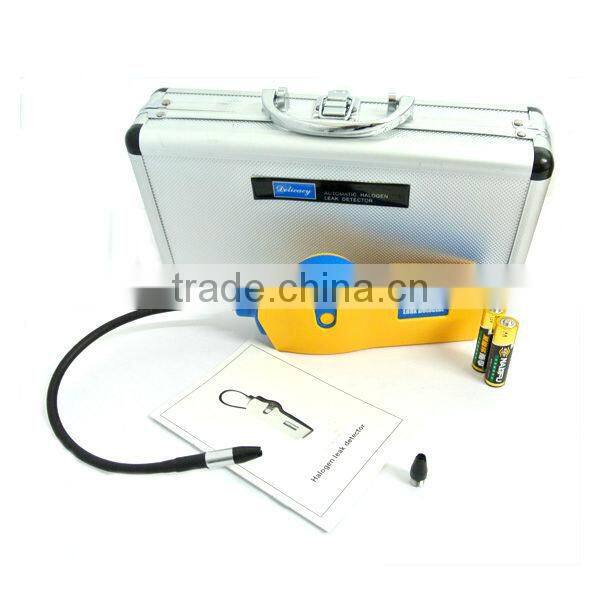 Handheld Halogen Leak Detector 305mm probe length Negative Corona Sensor Type with Dual-color LED Indicator