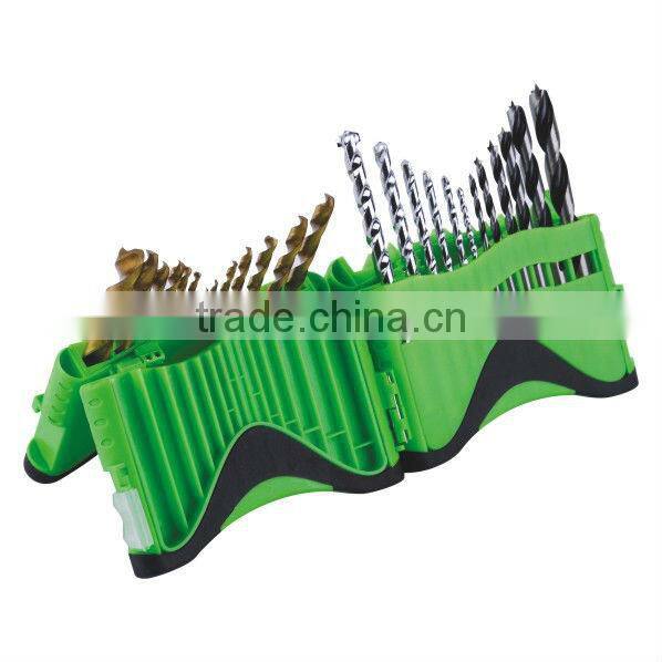 26 piece good quality combination drilling set in plastic case