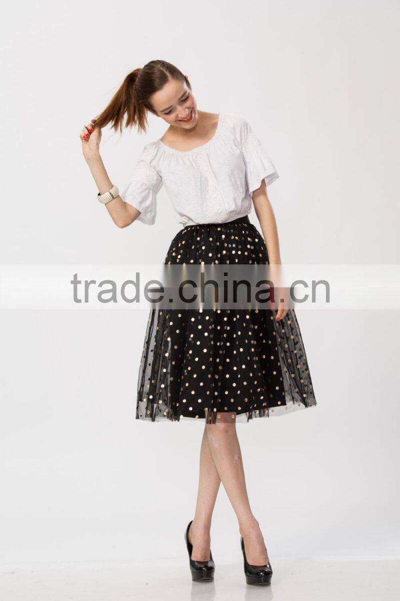 Woman Charming Lady Fashion Black Mesh Skirt with Golden Foil