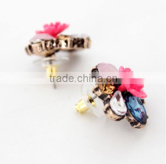 Wholesale Woman Fashion Crystal Earring Flower Diamond Stud Earrings
