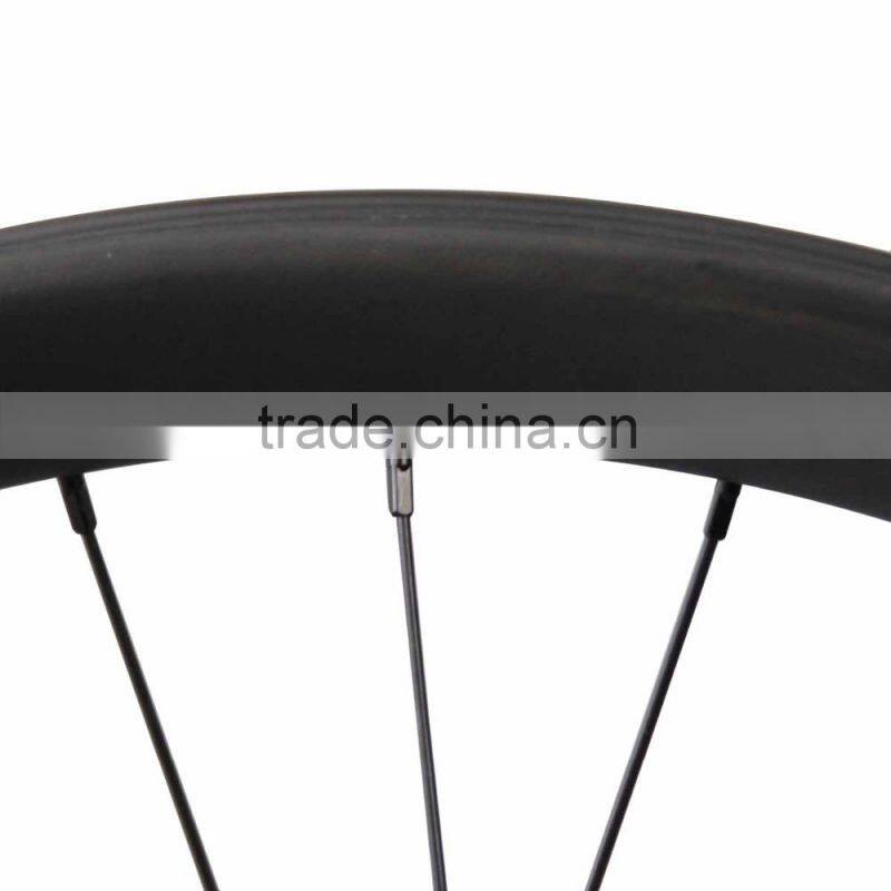 2015 new design carbon fat bike wheelset UD matt 26er 65mm width hookless double wall tubeless compatible