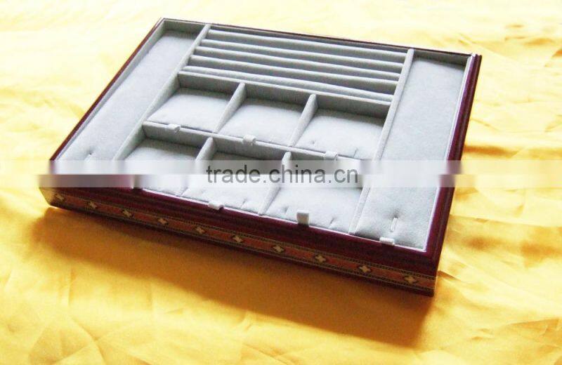 China hot selling wooden jewelry trays display tray