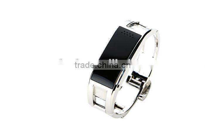 Healthy bluetooh bracelet with pedometer+remote camera+sleep minitor+music player smart bluetoth watch WT-11