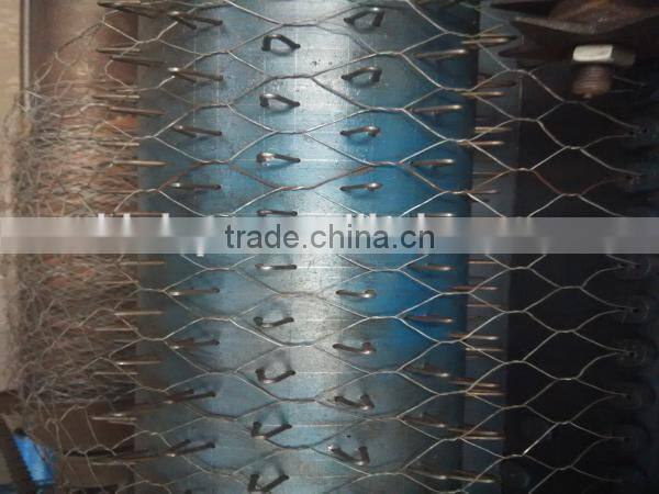 Hot sale hexagonal wire net weaving machine manufacturer