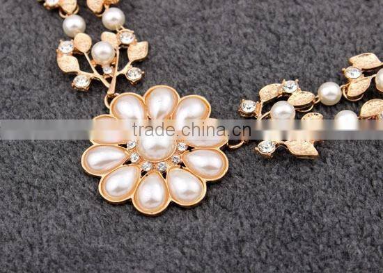Top Quality Flower Pearl Choker Vintage Pendant Statement Necklace Women Necklaces & Pendants Fashion Necklaces for Women 2014
