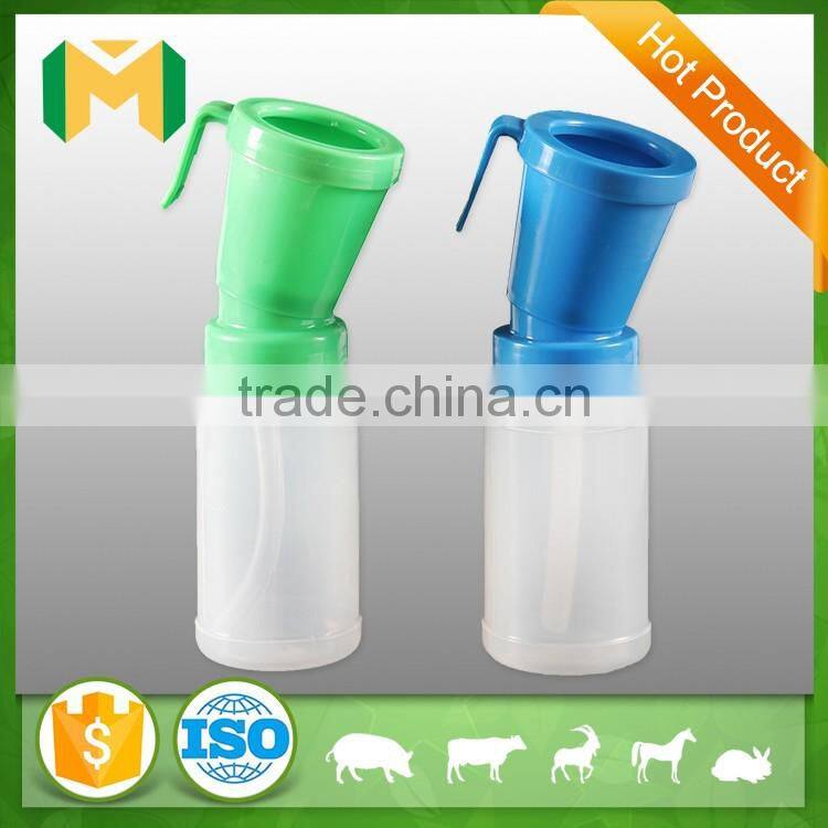 Cow Teat Dipping Bottle for Disinfecting Teat of Cow, Teat Dipping Cup